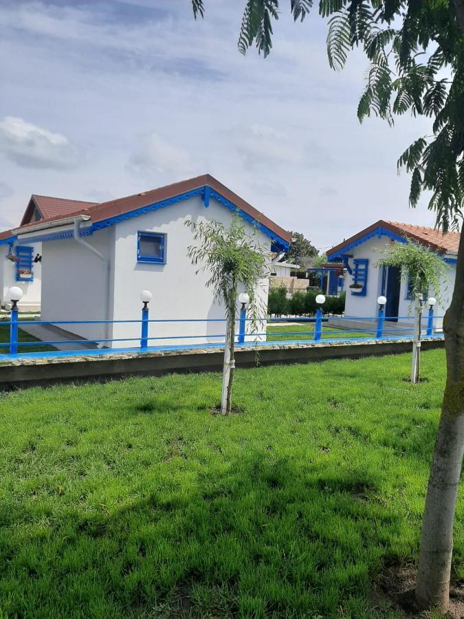 Complex Turistic Essenza Hotel Murighiol Bagian luar foto